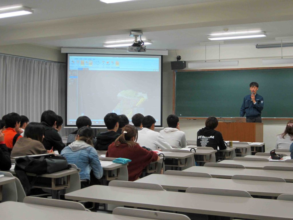 日本文理大学にて講義